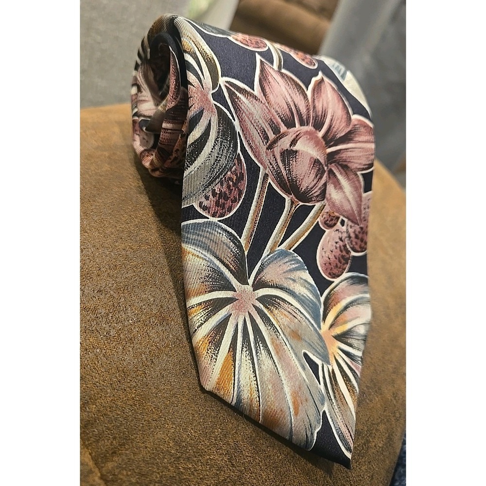 JT Beckett Silk Tie Navy Floral Botanical Print Vintage Tropical Dress Necktie